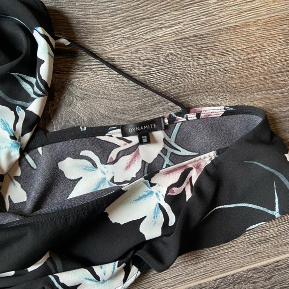 Dynamite tank top with v-neck back - Picture 4 of 6